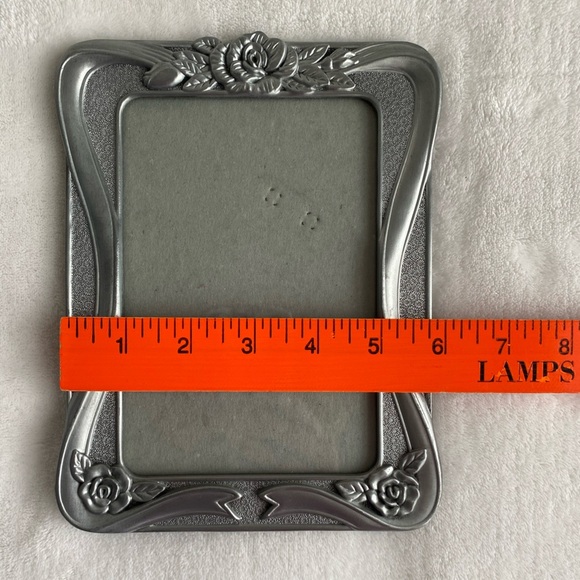 Towle Silversmiths Signature Collection Silver Roses Ribbon 5x7 Picture Frame - Picture 7 of 11